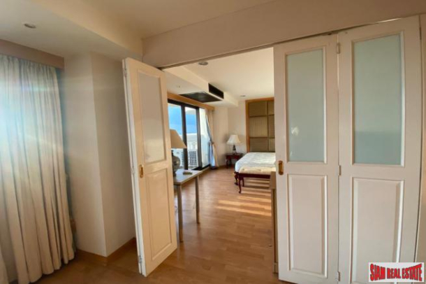 1 Bed, 2 Bath, ApartmentFor Sale, Silom, Bangkok