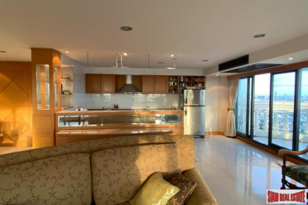 1 Bed, 2 Bath, ApartmentFor Sale, Silom, Bangkok