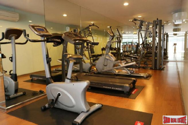 3 Bed, 2 Bath, ApartmentFor Sale, Phrom Phong, Bangkok