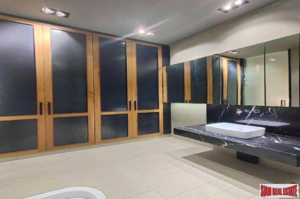 5 Bed, 6 Bath, HouseFor Sale, Ekkamai, Bangkok