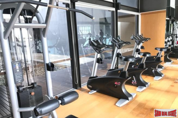 1 Bed, 1 Bath, ApartmentFor Sale, Silom, Bangkok