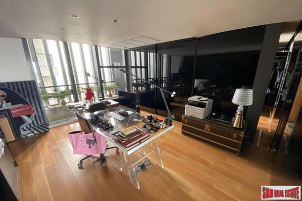 1 Bed, 1 Bath, ApartmentFor Sale, Silom, Bangkok