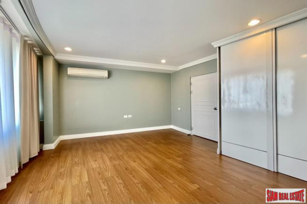 3 Bed, 3 Bath, ApartmentFor Sale, Saphan Tak Sin, Bangkok 3 Bed, 3 Bath, ApartmentFor Sale, Saphan Tak Sin, Bangkok