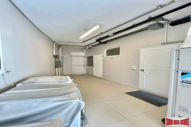3 Bed, 3 Bath, ApartmentFor Sale, Saphan Tak Sin, Bangkok 3 Bed, 3 Bath, ApartmentFor Sale, Saphan Tak Sin, Bangkok