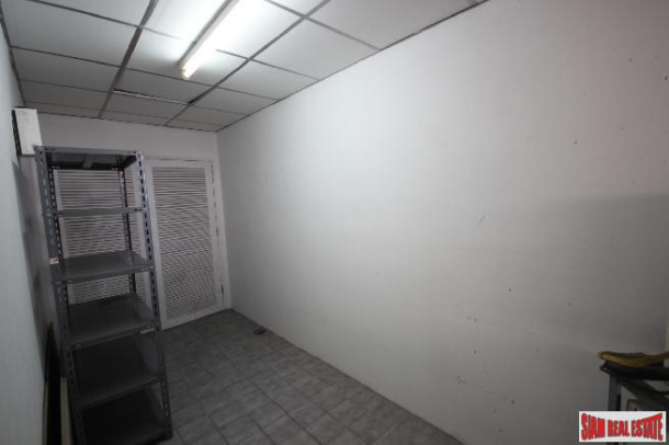 3 Bed, 3 Bath, ApartmentFor Sale, Ekkamai, Bangkok 3 Bed, 3 Bath, ApartmentFor Sale, Ekkamai, Bangkok