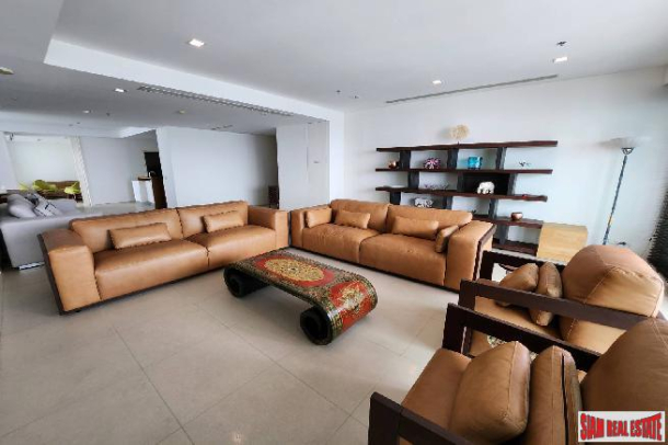 3 Bed, 3 Bath, ApartmentFor Sale, Krung Thonburi, Bangkok