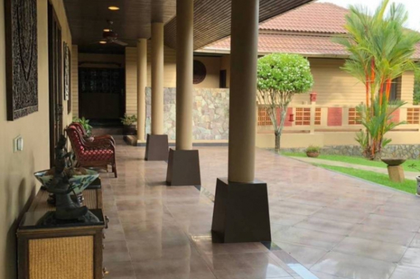 3 Bed, 5 Bath, HouseFor Sale, East Pattaya, Chonburi 3 Bed, 5 Bath, HouseFor Sale, East Pattaya, Chonburi