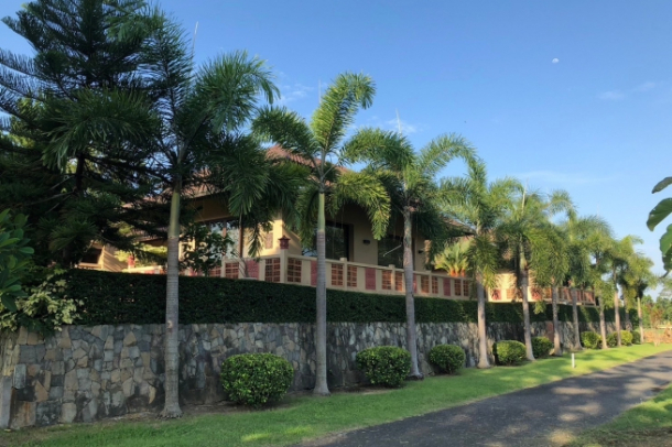 3 Bed, 5 Bath, HouseFor Sale, East Pattaya, Chonburi 3 Bed, 5 Bath, HouseFor Sale, East Pattaya, Chonburi