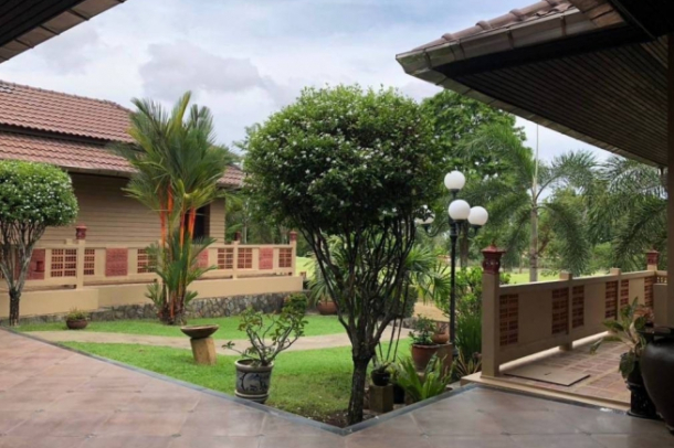 3 Bed, 5 Bath, HouseFor Sale, East Pattaya, Chonburi 3 Bed, 5 Bath, HouseFor Sale, East Pattaya, Chonburi