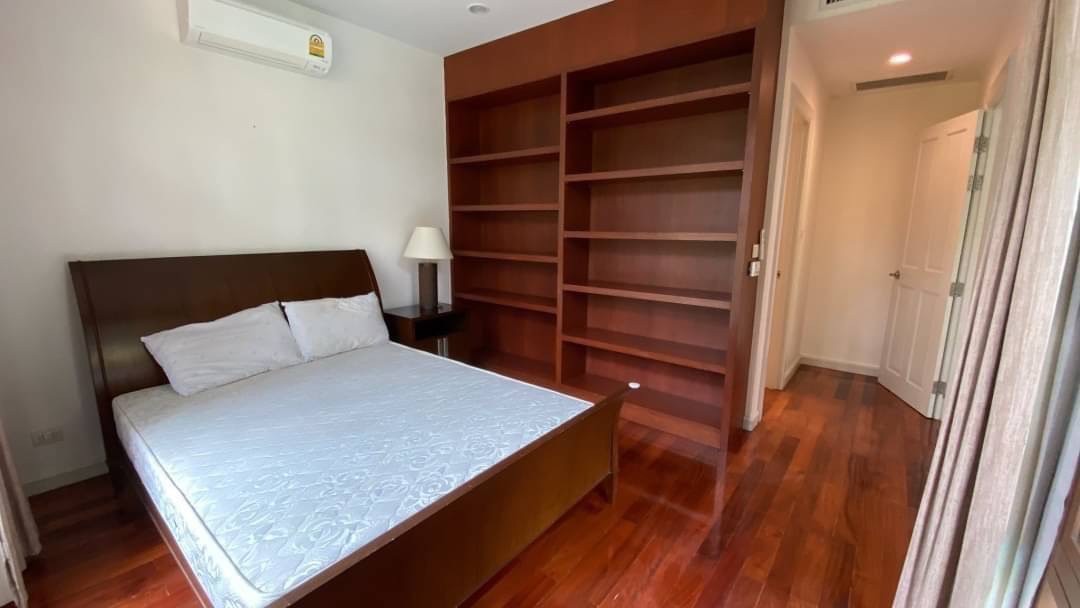 4 Bed, 5 Bath, HouseFor Sale, Phra Khanong, Bangkok 4 Bed, 5 Bath, HouseFor Sale, Phra Khanong, Bangkok