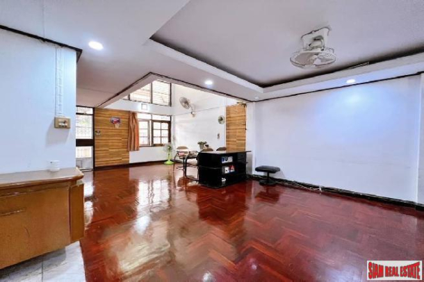 5 Bed, 5 Bath, HouseFor Sale, Phrom Phong, Bangkok 5 Bed, 5 Bath, HouseFor Sale, Phrom Phong, Bangkok