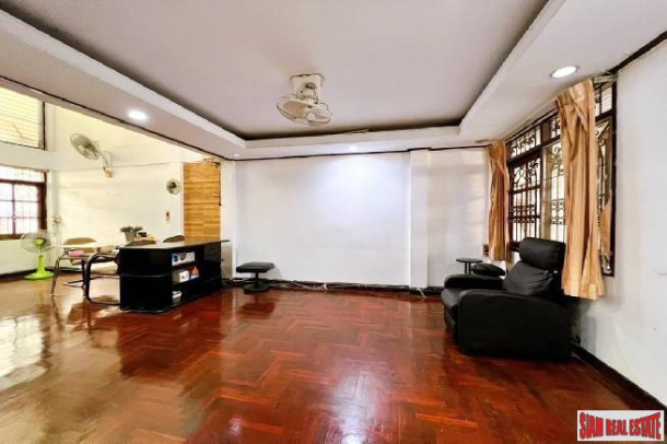 5 Bed, 5 Bath, HouseFor Sale, Phrom Phong, Bangkok 5 Bed, 5 Bath, HouseFor Sale, Phrom Phong, Bangkok