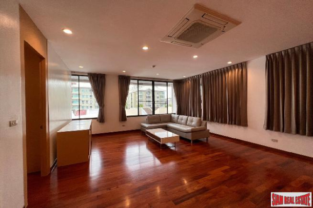3 Bed, 2 Bath, ApartmentFor Sale, Phrom Phong, Bangkok
