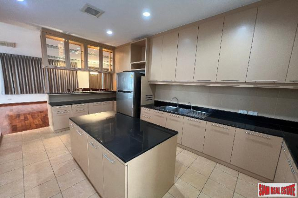 3 Bed, 2 Bath, ApartmentFor Sale, Phrom Phong, Bangkok