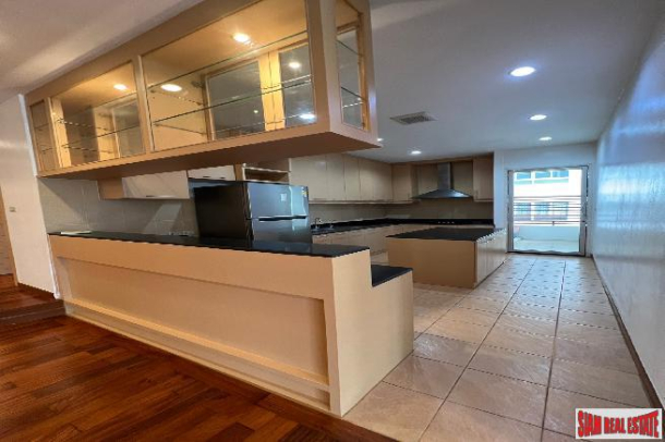 3 Bed, 2 Bath, ApartmentFor Sale, Phrom Phong, Bangkok