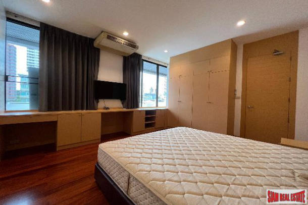 3 Bed, 2 Bath, ApartmentFor Sale, Phrom Phong, Bangkok