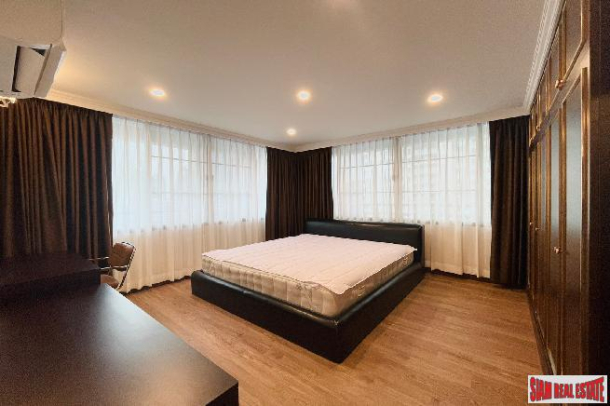 3 Bed, 2 Bath, ApartmentFor Sale, Phrom Phong, Bangkok