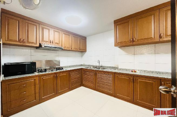 3 Bed, 2 Bath, ApartmentFor Sale, Phrom Phong, Bangkok