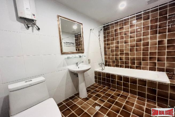 3 Bed, 2 Bath, ApartmentFor Sale, Phrom Phong, Bangkok