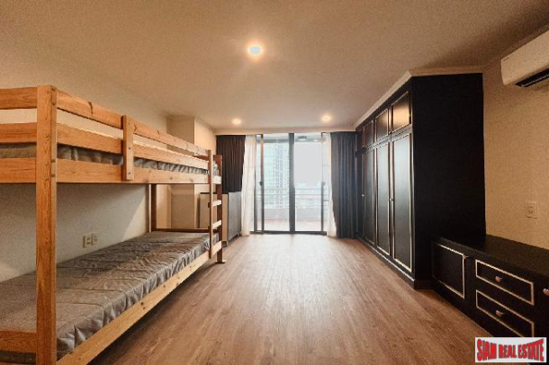 3 Bed, 2 Bath, ApartmentFor Sale, Phrom Phong, Bangkok