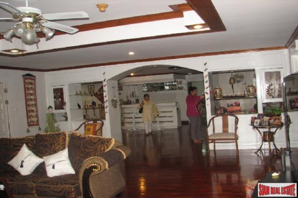 5 Bed, 6 Bath, ApartmentFor Sale, Ekkamai, Bangkok