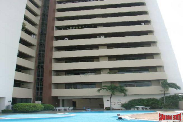 5 Bed, 6 Bath, ApartmentFor Sale, Ekkamai, Bangkok