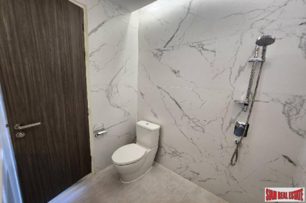 2 Bed, 2 Bath, ApartmentFor Sale, Phra Khanong, Bangkok