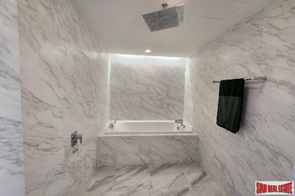 2 Bed, 2 Bath, ApartmentFor Sale, Phra Khanong, Bangkok