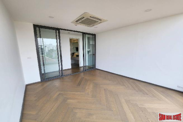 2 Bed, 2 Bath, ApartmentFor Sale, Phra Khanong, Bangkok