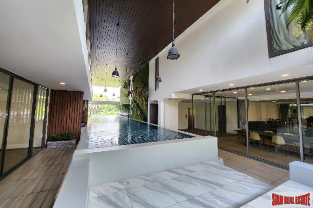 2 Bed, 2 Bath, ApartmentFor Sale, Phra Khanong, Bangkok