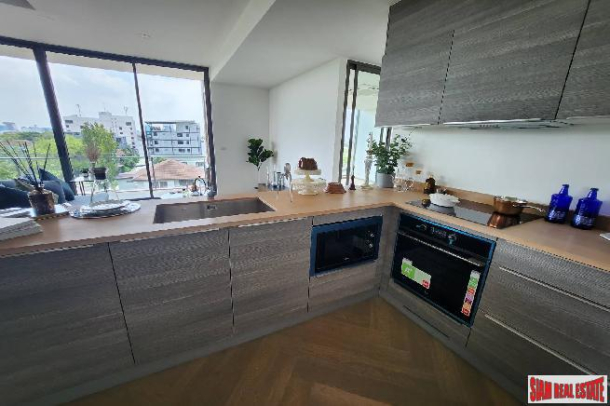 2 Bed, 2 Bath, ApartmentFor Sale, Phra Khanong, Bangkok