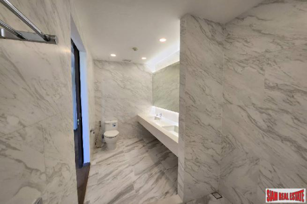 2 Bed, 3 Bath, ApartmentFor Sale, Phra Khanong, Bangkok