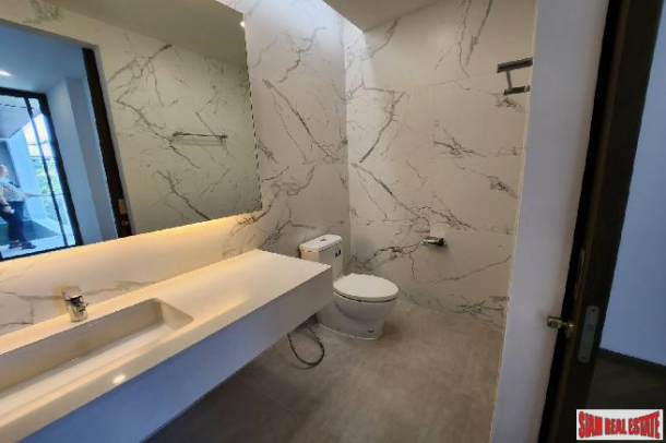 2 Bed, 3 Bath, ApartmentFor Sale, Phra Khanong, Bangkok