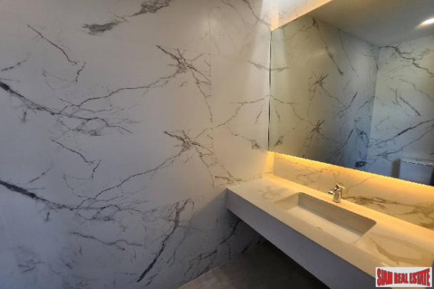 2 Bed, 3 Bath, ApartmentFor Sale, Phra Khanong, Bangkok