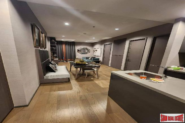 3 Bed, 2 Bath, ApartmentFor Sale, Surasak, Bangkok