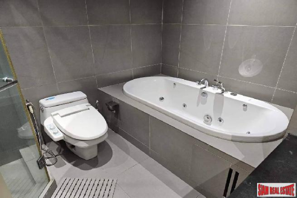 2 Bed, 3 Bath, ApartmentFor Sale, Phloen Chit, Bangkok