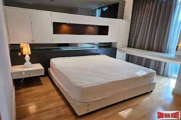 2 Bed, 3 Bath, ApartmentFor Sale, Phloen Chit, Bangkok