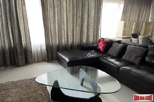 3 Bed, 1 Bath, ApartmentFor Sale, Phrom Phong, Bangkok