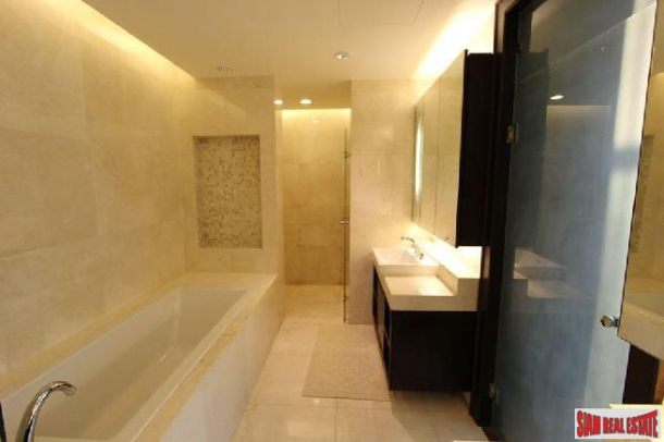 2 Bed, 1 Bath, ApartmentFor Sale, Phloen Chit, Bangkok