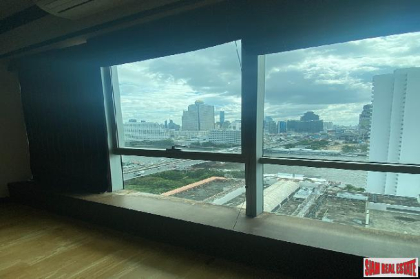 2 Bed, 2 Bath, ApartmentFor Sale, Krung Thonburi, Bangkok