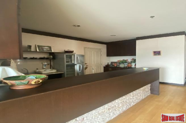 2 Bed, 2 Bath, ApartmentFor Sale, Krung Thonburi, Bangkok