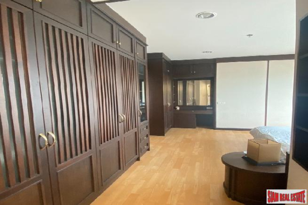 2 Bed, 2 Bath, ApartmentFor Sale, Krung Thonburi, Bangkok