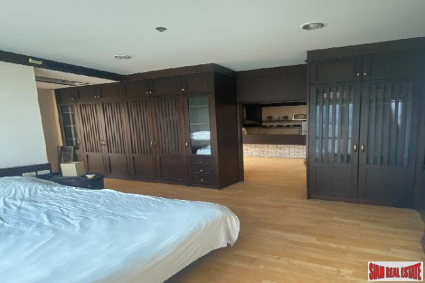 2 Bed, 2 Bath, ApartmentFor Sale, Krung Thonburi, Bangkok