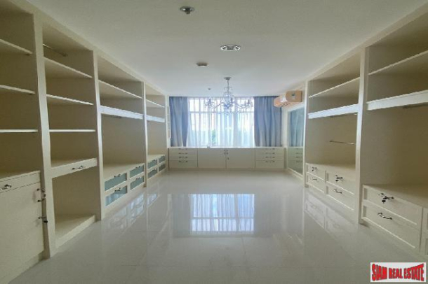 2 Bed, 2 Bath, ApartmentFor Sale, Krung Thonburi, Bangkok
