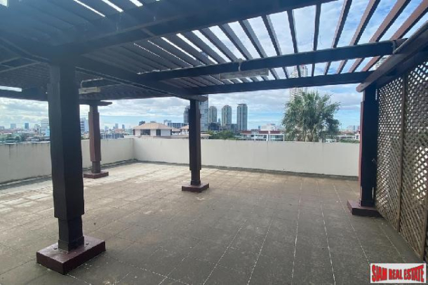 2 Bed, 2 Bath, ApartmentFor Sale, Krung Thonburi, Bangkok