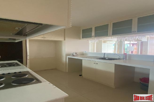 2 Bed, 2 Bath, ApartmentFor Sale, Krung Thonburi, Bangkok