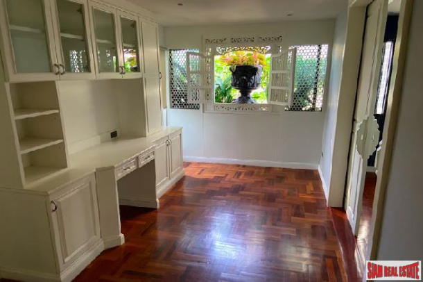 3 Bed, 4 Bath, ApartmentFor Sale, Lumphini, Bangkok