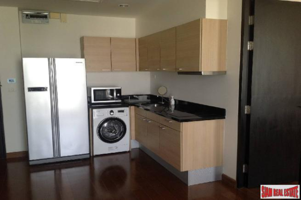 1 Bed, 1 Bath, ApartmentFor Sale, Chit Lom, Bangkok
