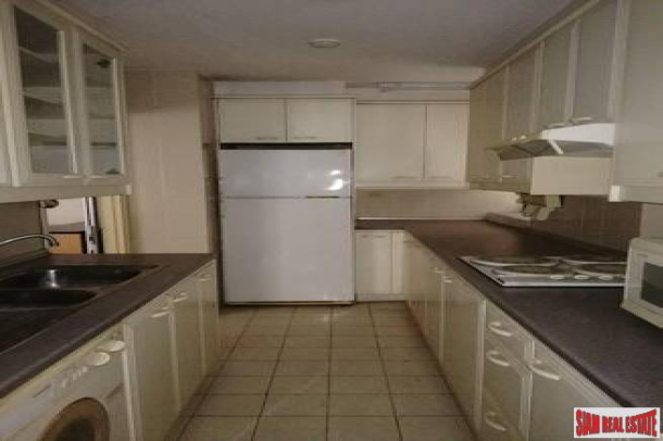 3 Bed, 3 Bath, ApartmentFor Sale, Chong Nonsi, Bangkok