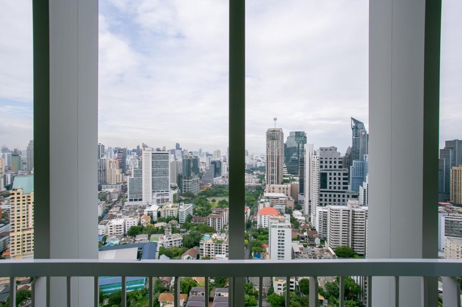 2 Bed, 2 Bath, ApartmentFor Sale, Phrom Phong, Bangkok
